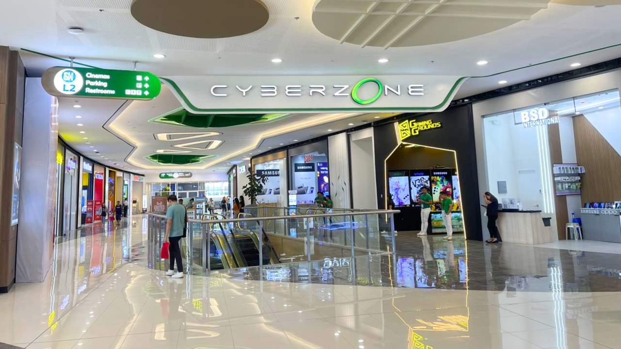 SM Cyberzone est votre guichet unique pour les besoins de jeu sur console